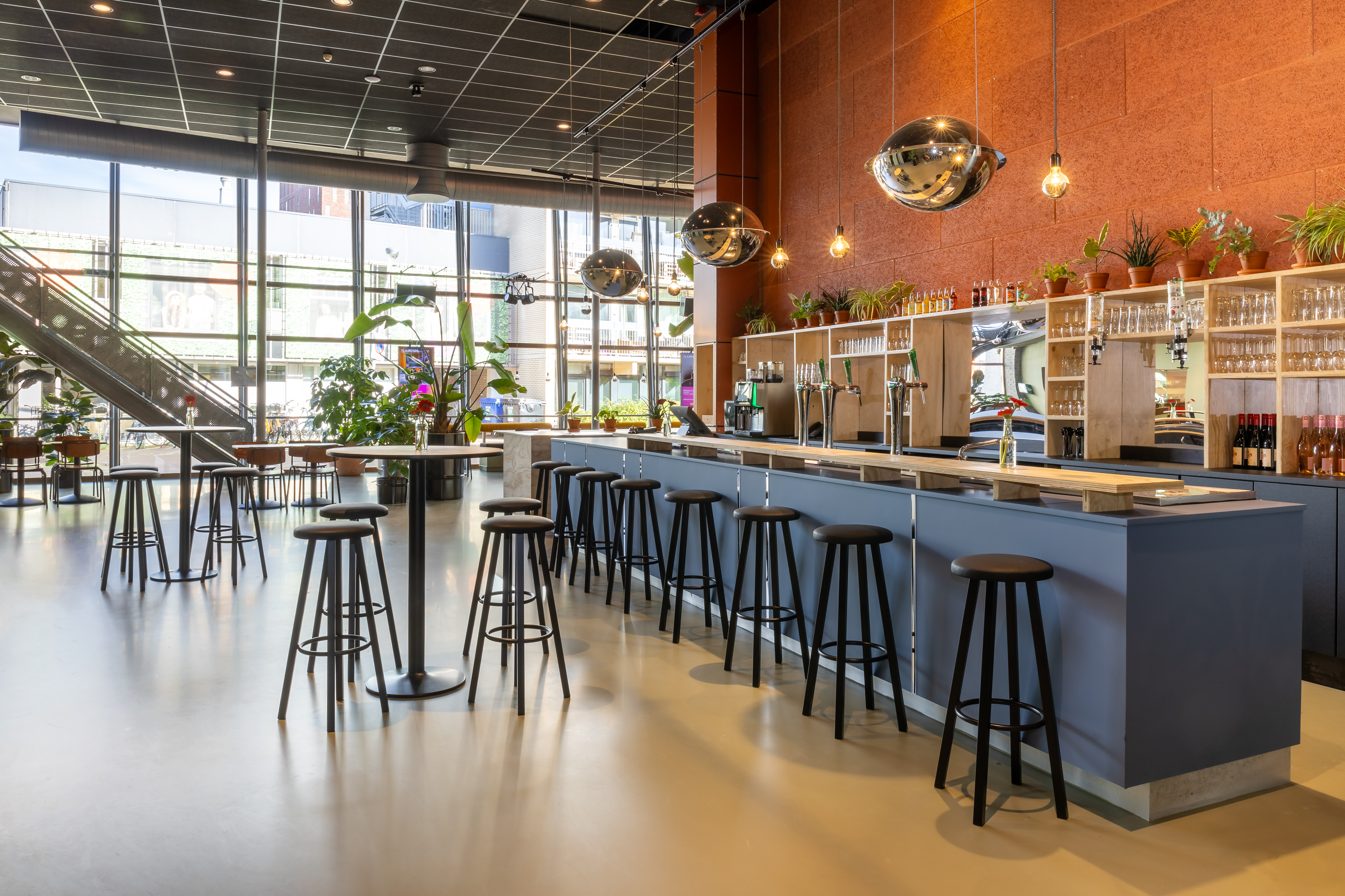 De Landing Foyer Bar 2 Ohran Sahin