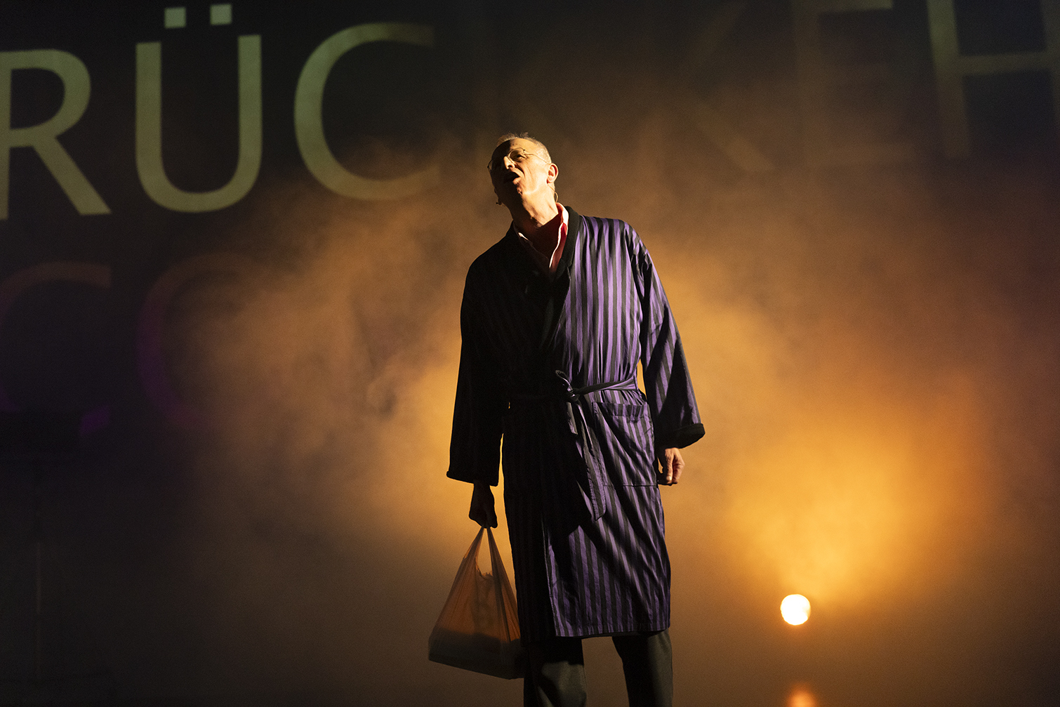 Apr9&10 DL Sitcomeback F Koen Broos SF (3)