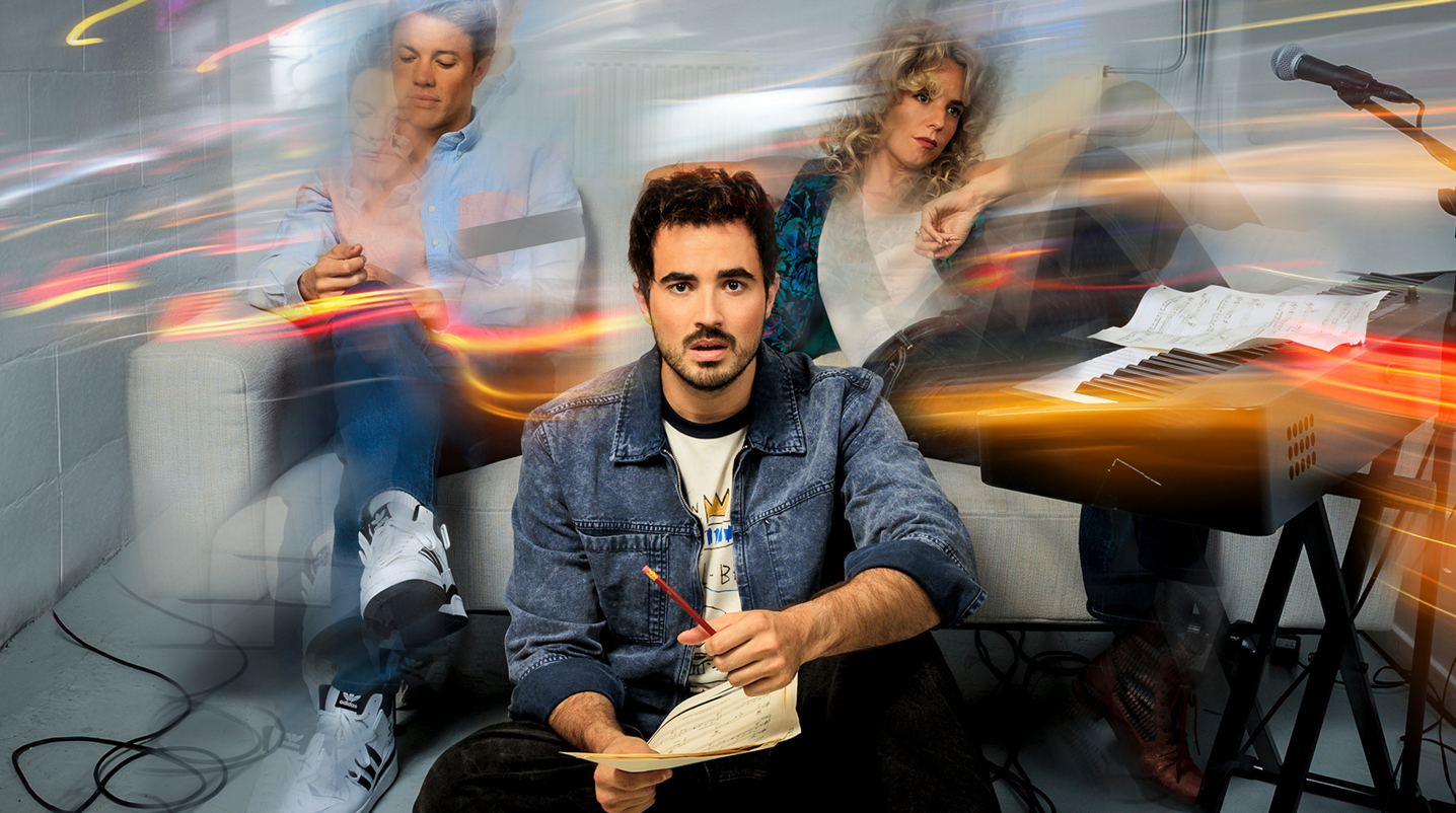 Dec10 DL Tick Tick Boom PF Liggend